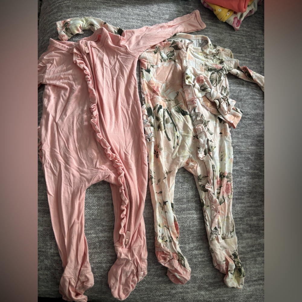 Posh Peanut lot of 2 Floral and Pink Sleepwear